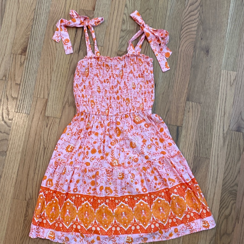 Floral smocked tie dress size small